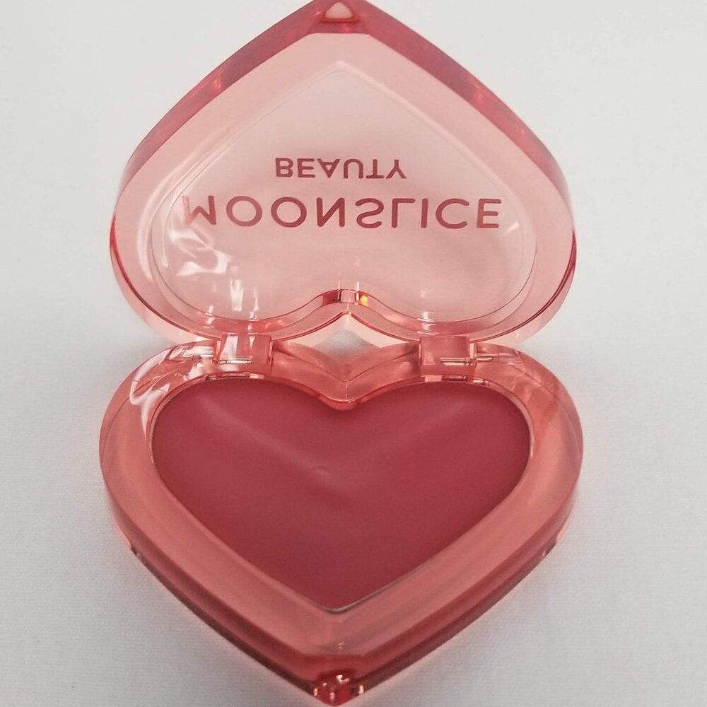 Moonslice Beauty - Cream Blush in Kiss Me